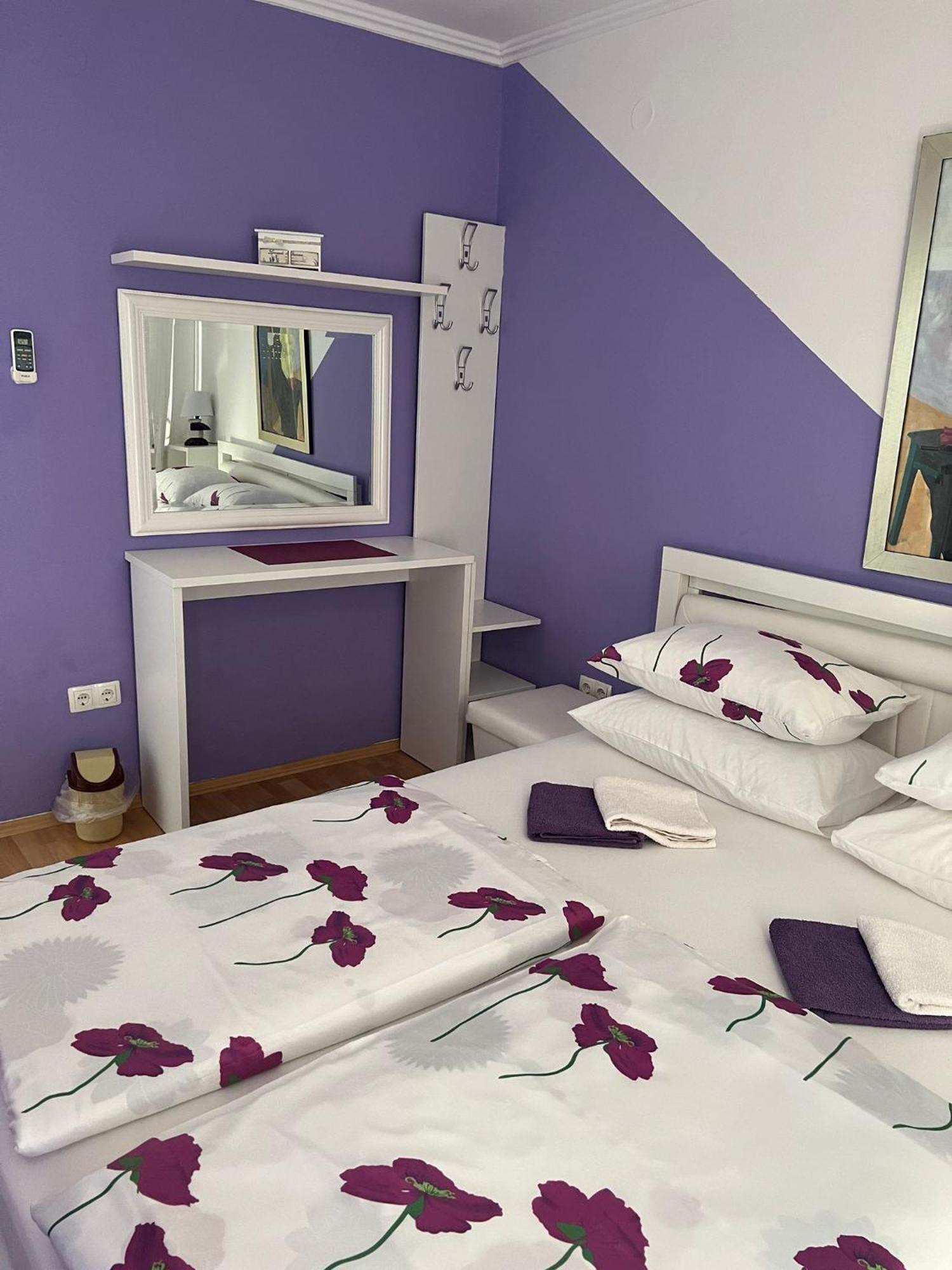 Hostel Mirror Mostar Ngoại thất bức ảnh