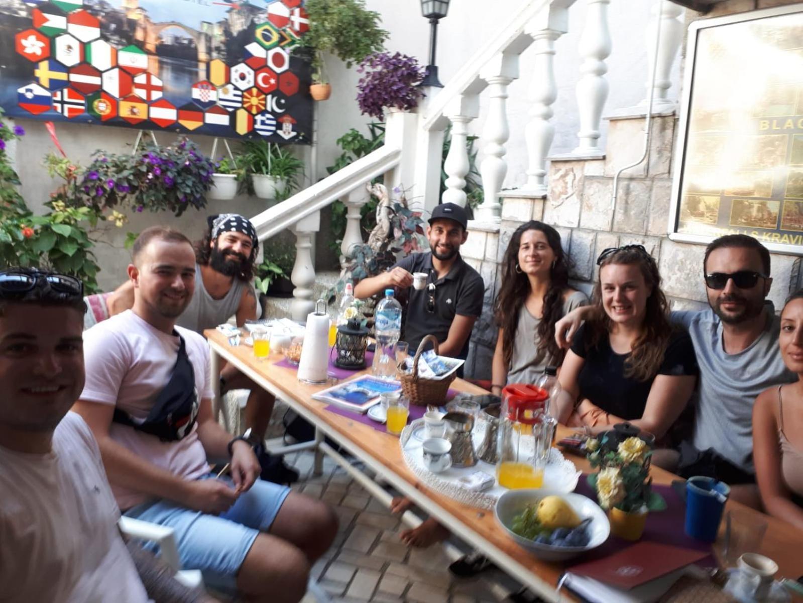 Hostel Mirror Mostar Ngoại thất bức ảnh