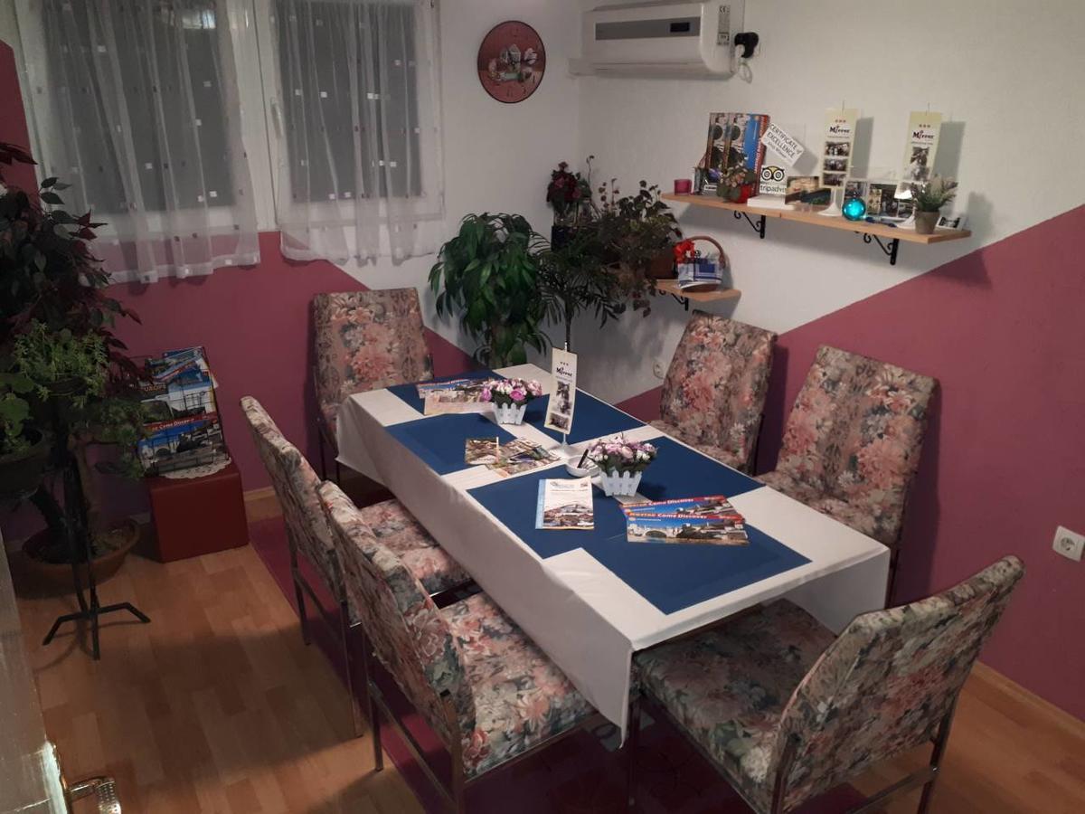 Hostel Mirror Mostar Ngoại thất bức ảnh